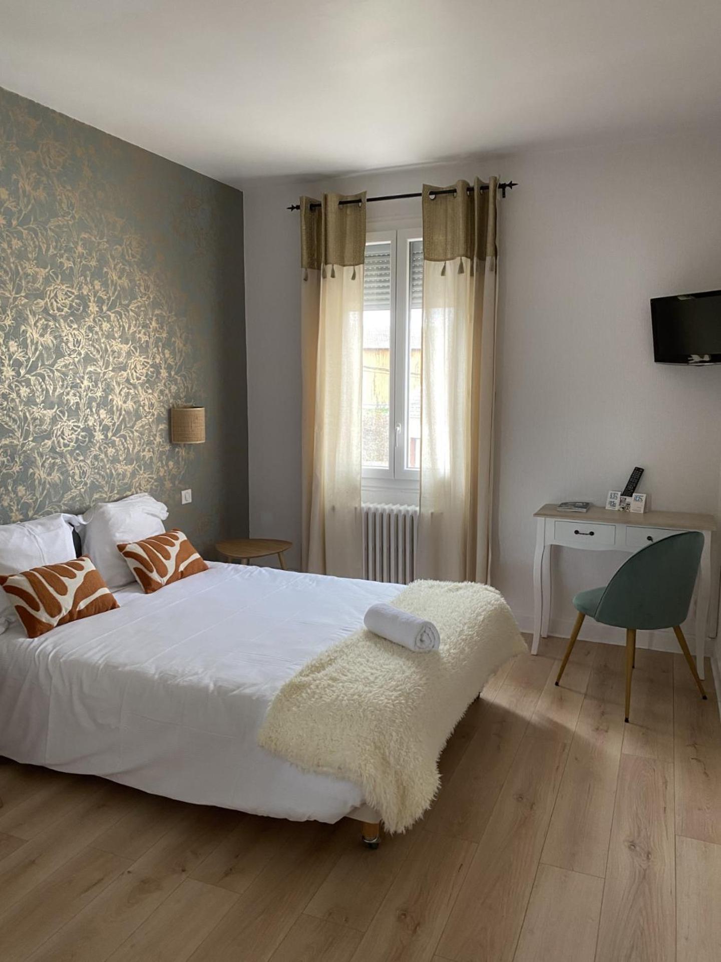 Hotel Aux Vendanges De Bourgogne Paray-le-Monial Ngoại thất bức ảnh